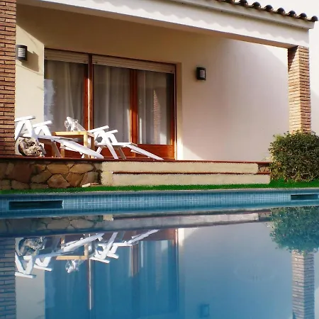 Casa Con Piscina Privada, Jardin, Barbacoa Y Wifi Cerca De La Playa - Es-89-69 * Sant Pere Pescador